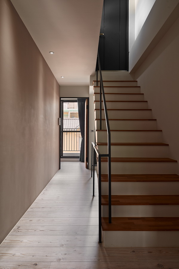 BIM建筑|孑然矗立，守护家人的“F”之家