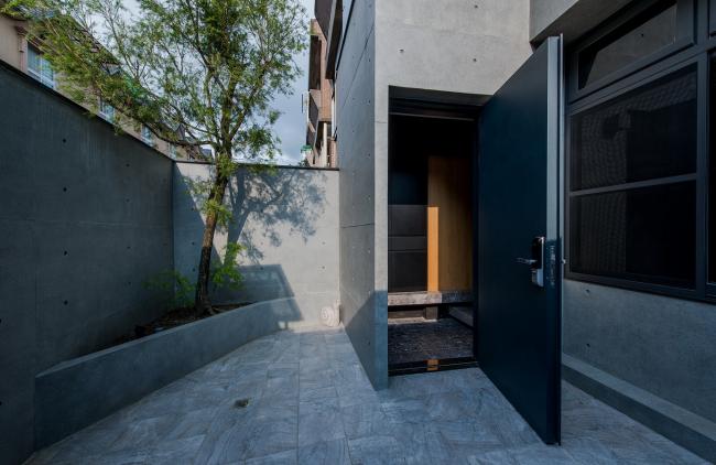 BIM建筑|孑然矗立，守护家人的“F”之家