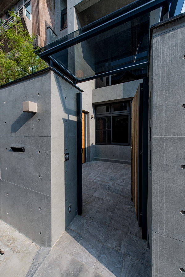 BIM建筑|孑然矗立，守护家人的“F”之家