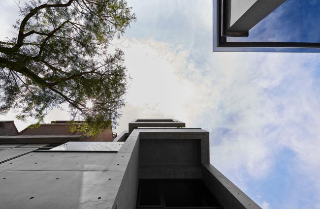 BIM建筑|孑然矗立，守护家人的“F”之家