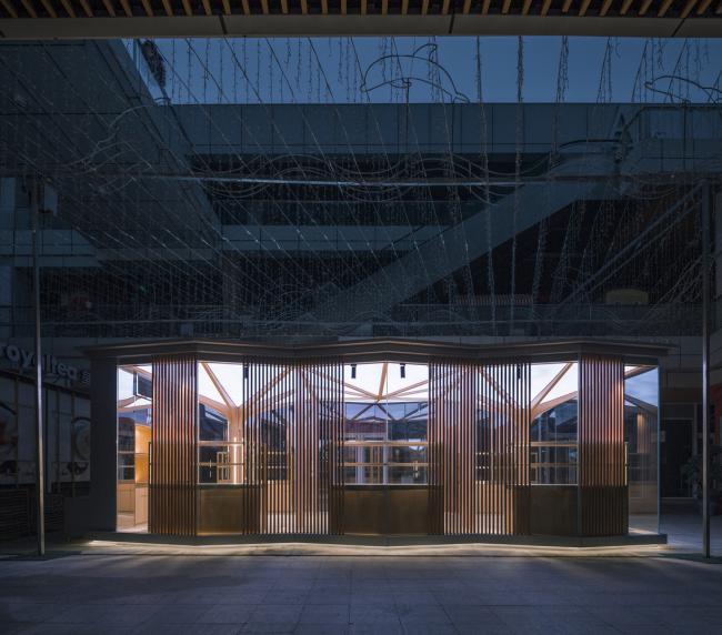 BIM建筑|张开胳臂，伞骨下营造澄明空间：承启造物非遗快闪店 / UUA建筑师事务所