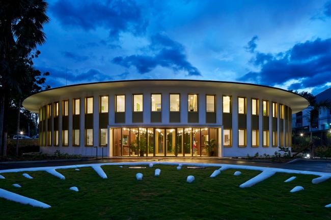 BIM建筑|带有热带建筑记忆的法国驻海地年夜使馆 / Explorations Architecture