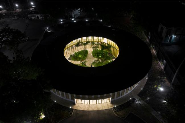 BIM建筑|带有热带建筑记忆的法国驻海地年夜使馆 / Explorations Architecture