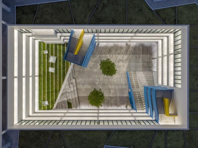 BIM建筑|嵌套的多彩盒子：华中师范年夜学从属龙园黉舍 / 筑博设计-结合公设 + H DESIGN