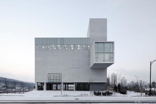 BIM建筑|似招手浸礼，如崇奉般沉寂耸立于年夜地：韩国dw教堂