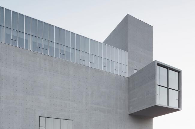 BIM建筑|似招手浸礼，如崇奉般沉寂耸立于年夜地：韩国dw教堂