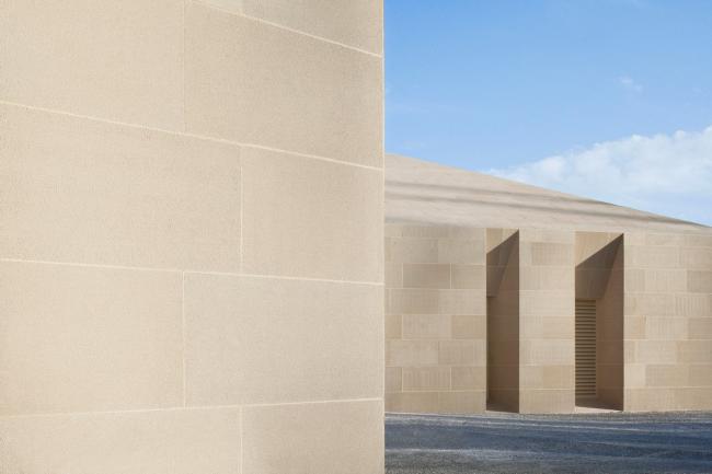 BIM建筑|沙丘之子：敦煌旅游集散中间 / 朱小地工作室·BIAD