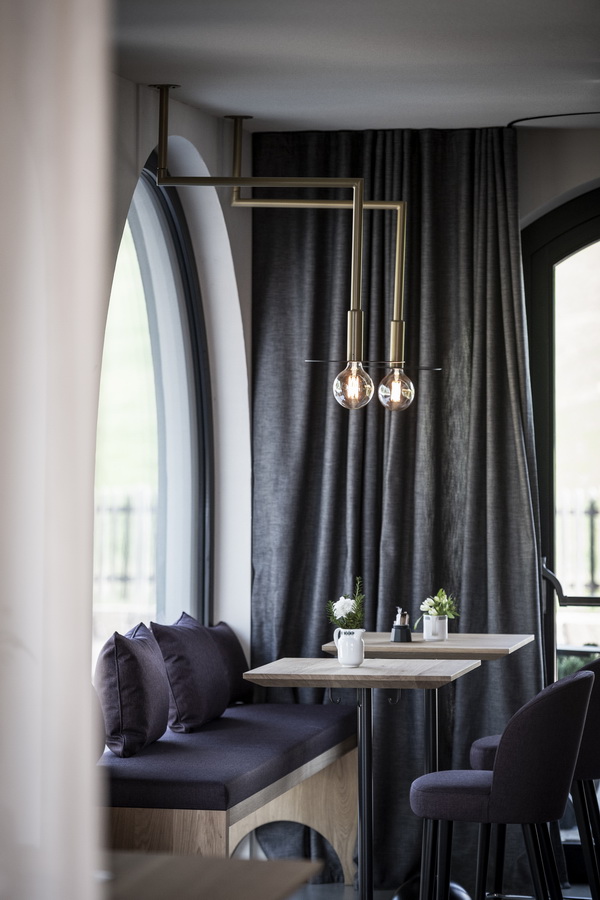 BIM建筑|源于新艺术活动灵感：意年夜利拱门旅店 / noa network of architecture