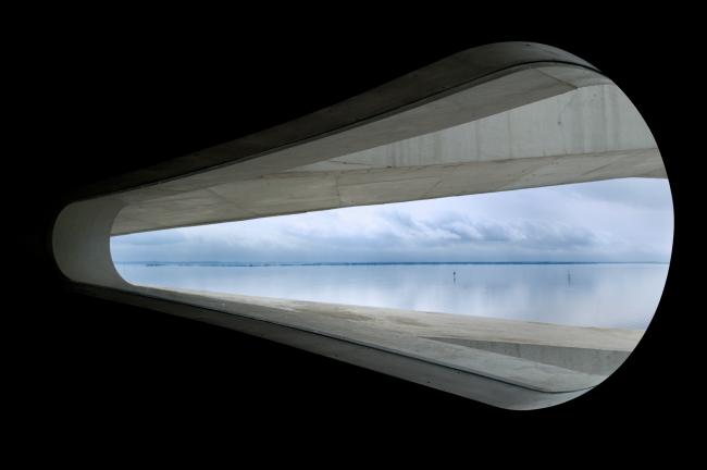 BIM建筑|层叠交织的手指坡道，在规整的秩序中追求变体 / Alvaro Siza建筑师事务所