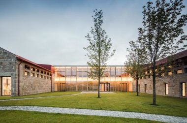 BIM建筑|从酒窖到办公室：Sede Polopique 公司总部 / Filipa Guimarães-BIM建筑网