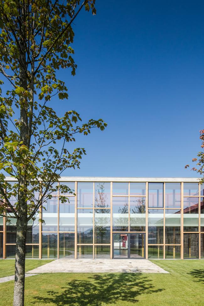 BIM建筑|从酒窖到办公室：Sede Polopique 公司总部 / Filipa Guimarães