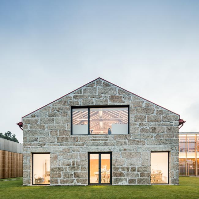 BIM建筑|从酒窖到办公室：Sede Polopique 公司总部 / Filipa Guimarães