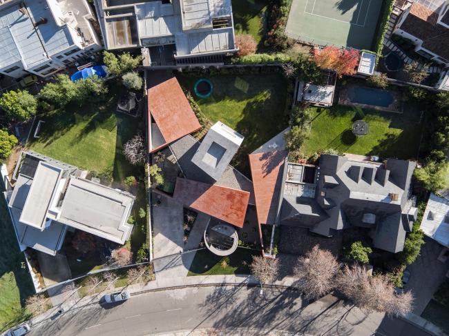 BIM建筑|仿若孩童随便散落的积木：智利天井室第