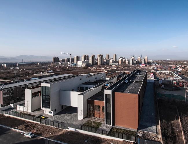 BIM建筑|莱佛士幼儿园及早教中间 / 空格建筑