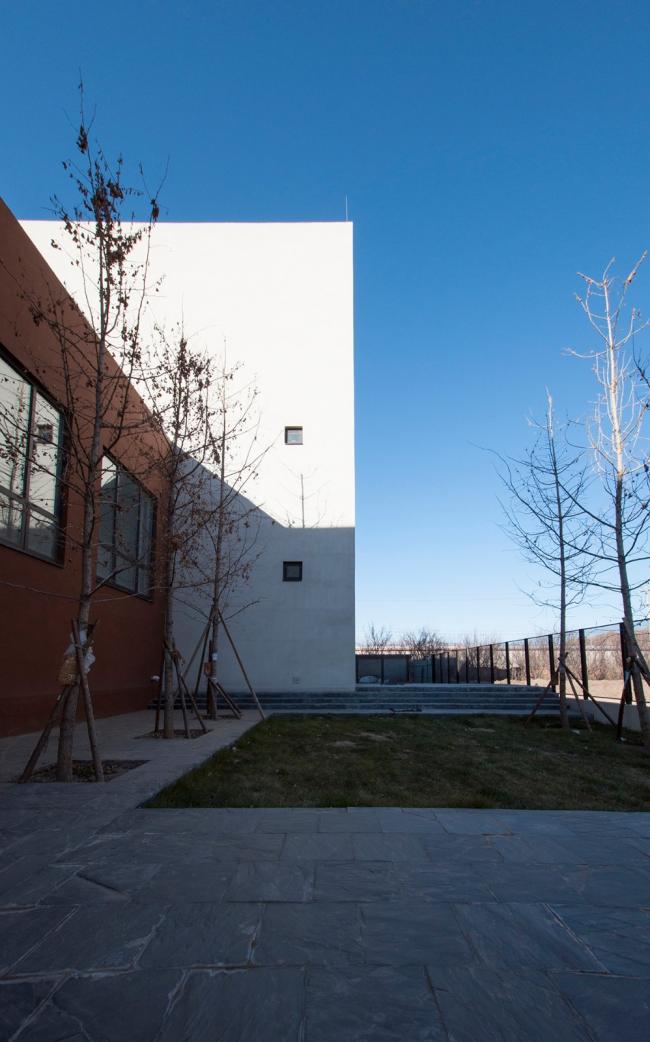 BIM建筑|莱佛士幼儿园及早教中间 / 空格建筑