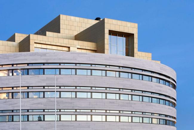 BIM建筑|小镇水晶市政厅 / Henning Larsen