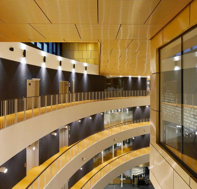 BIM建筑|小镇水晶市政厅 / Henning Larsen