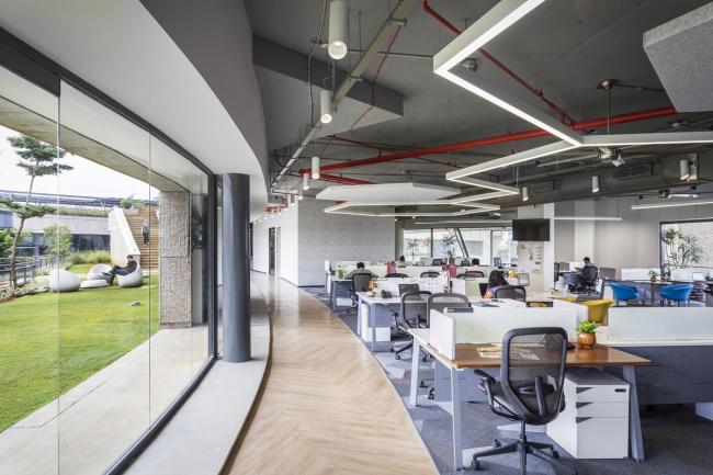 BIM建筑|仿若身处绿色稻田办公，科技彰显天然气力的泰坦办公中间