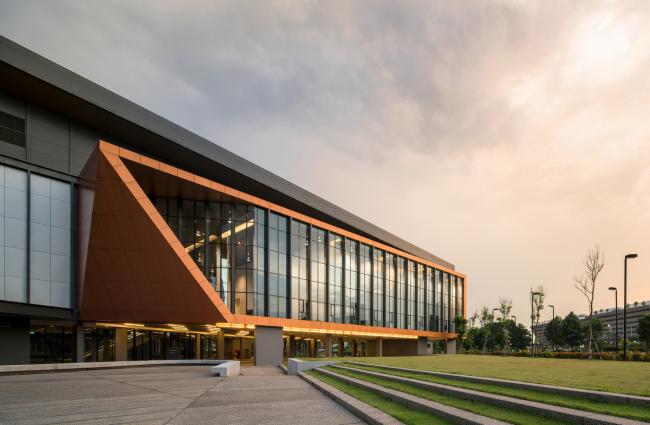 BIM建筑|CAT新总部办公年夜楼