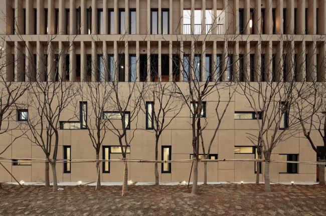 BIM建筑|运动丰盛多样的片子小城：韩国明影片公司坡州年夜楼 / 履露斋