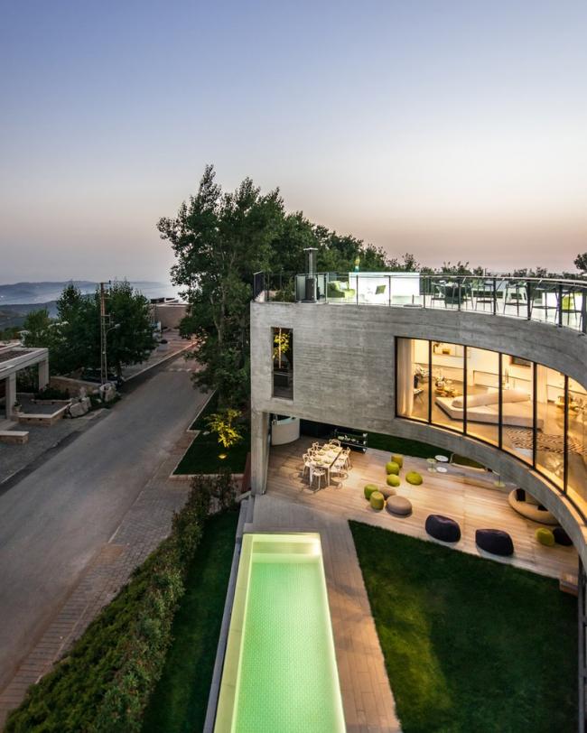 BIM建筑|冬可远不雅雪山夏时游水游玩的黎巴嫩四时室第