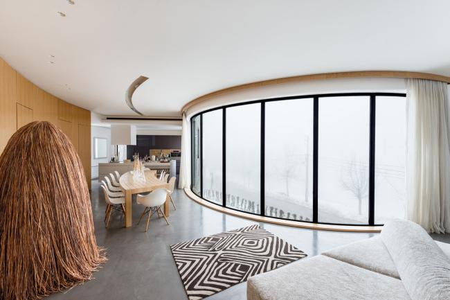 BIM建筑|冬可远不雅雪山夏时游水游玩的黎巴嫩四时室第