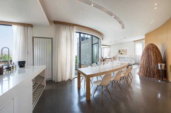 BIM建筑|冬可远不雅雪山夏时游水游玩的黎巴嫩四时室第