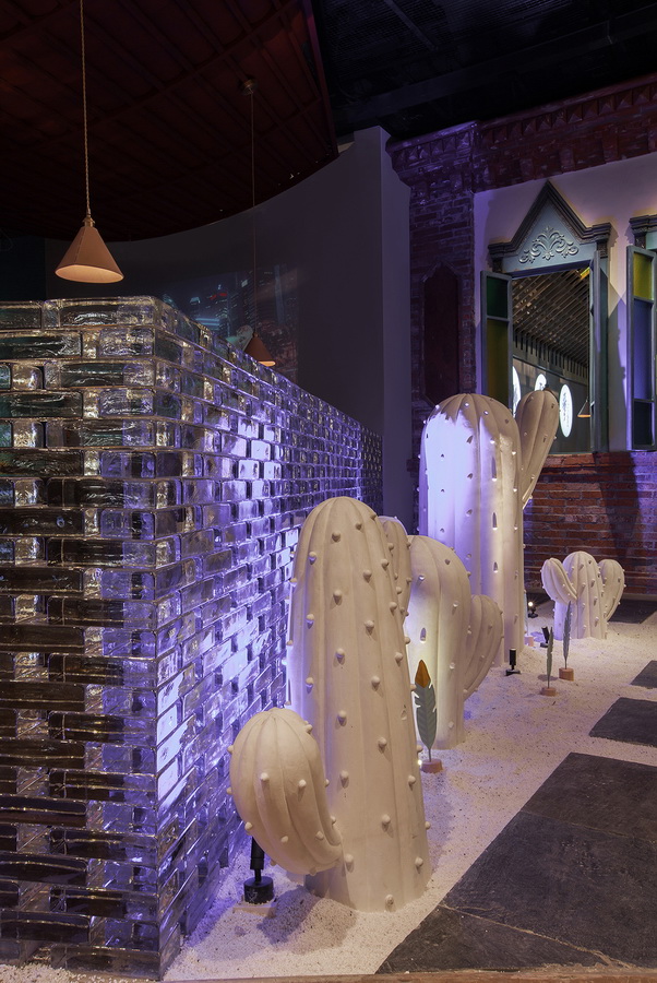 BIM建筑|年夜漠里的新城：塔哈尔·迷迭巷餐厅，上海／杭州卧野空间设计