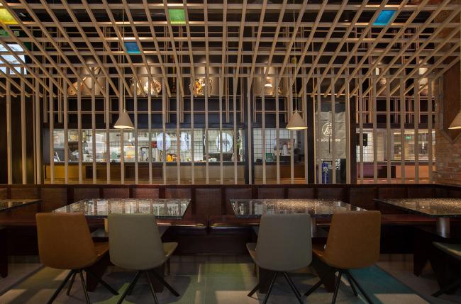 BIM建筑|年夜漠里的新城：塔哈尔·迷迭巷餐厅，上海／杭州卧野空间设计