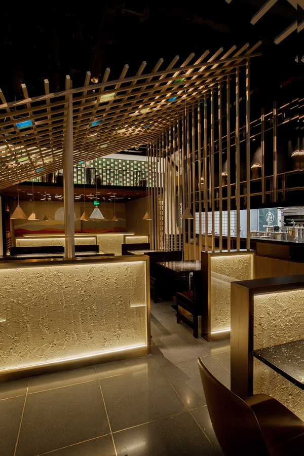 BIM建筑|年夜漠里的新城：塔哈尔·迷迭巷餐厅，上海／杭州卧野空间设计