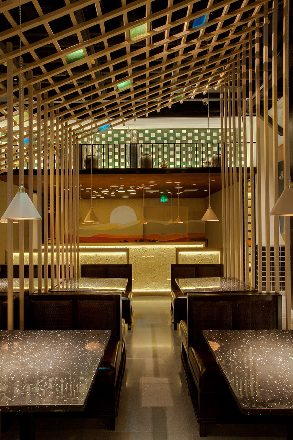 BIM建筑|年夜漠里的新城：塔哈尔·迷迭巷餐厅，上海／杭州卧野空间设计