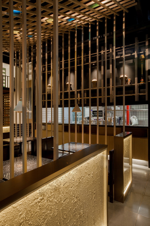 BIM建筑|年夜漠里的新城：塔哈尔·迷迭巷餐厅，上海／杭州卧野空间设计