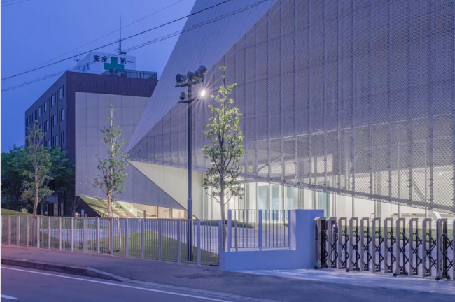 BIM建筑|浅水池边的半透明展现馆