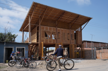 BIM建筑|传统木材搭建的人文关心：厄瓜多尔公社-BIM建筑网