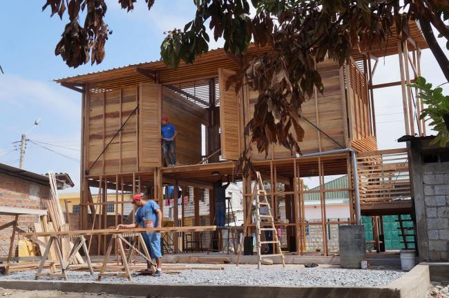 BIM建筑|传统木材搭建的人文关心：厄瓜多尔公社