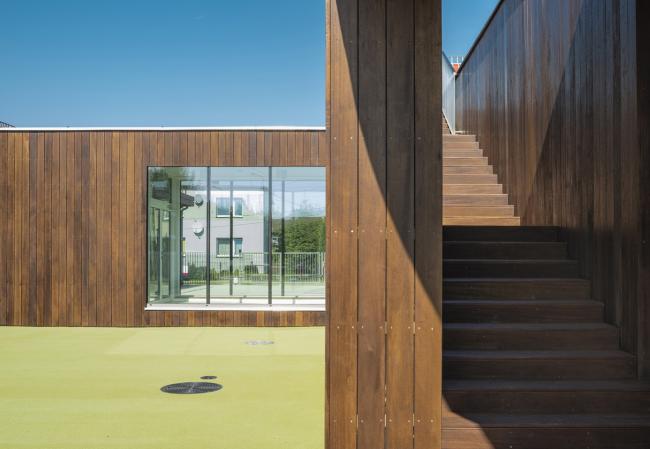 BIM建筑|混凝土与木板组成的弧形乐土：波兰幼儿园