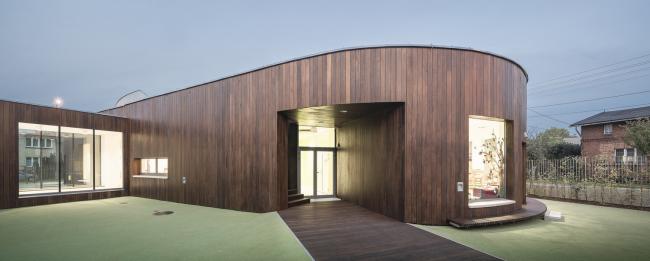 BIM建筑|混凝土与木板组成的弧形乐土：波兰幼儿园