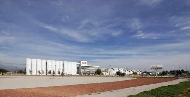 BIM建筑|现代金属质感，自由海浪屋顶诠释跨越50年时空的工场重构