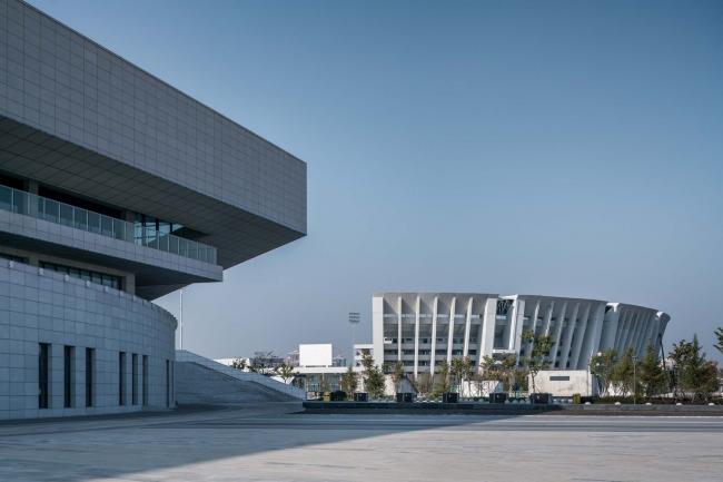 BIM建筑|青岛平度奥体中间 / 上海交通年夜学计划建筑设计