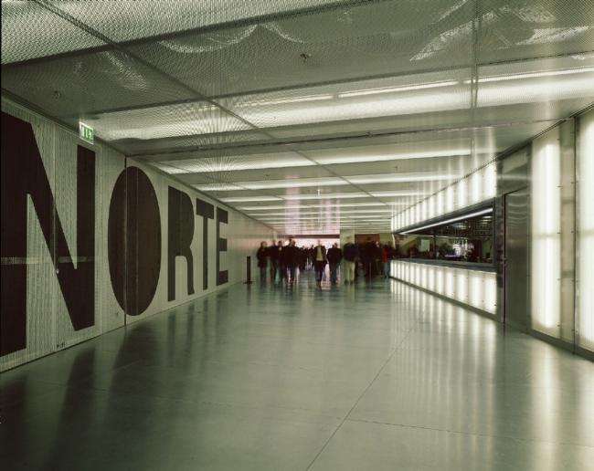 BIM建筑|白色经典的混凝土空腔音乐厅：波尔图文化剧院 / OMA