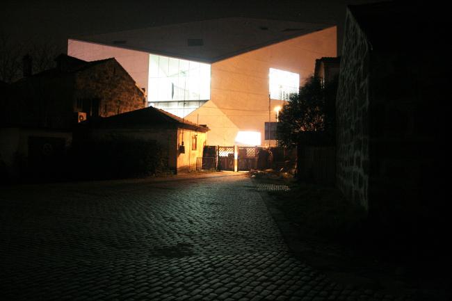 BIM建筑|白色经典的混凝土空腔音乐厅：波尔图文化剧院 / OMA