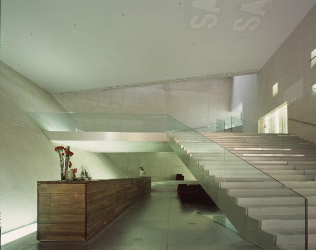 BIM建筑|白色经典的混凝土空腔音乐厅：波尔图文化剧院 / OMA