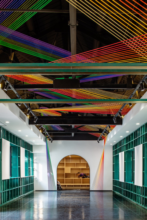 BIM建筑|沪上冬日初雪带来的一抹彩虹：粟上海社区美术馆·愚园