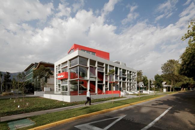 BIM建筑|斑斓亮丽，置在路边的宏大都会展览柜：米勒公司美术展览馆