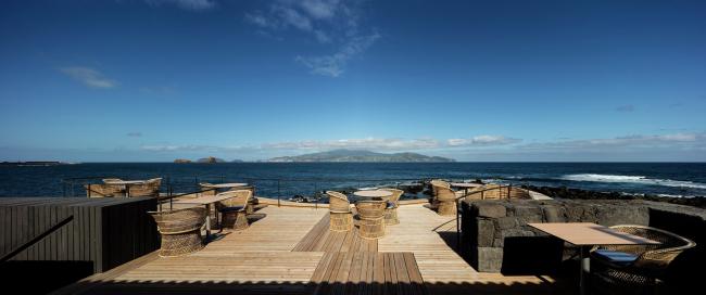 BIM建筑|海岛餐厅酒店——岩石，酒桶和鲸鱼拟态的想象力融会之作