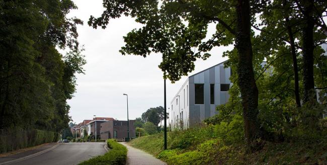 BIM建筑|将巨匠经典的音符涂抹颜色，复刻在立面上——音乐与建筑的融会之作