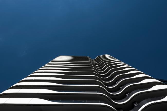 BIM建筑|圆润而不掉骨感的“王后之领”公寓楼