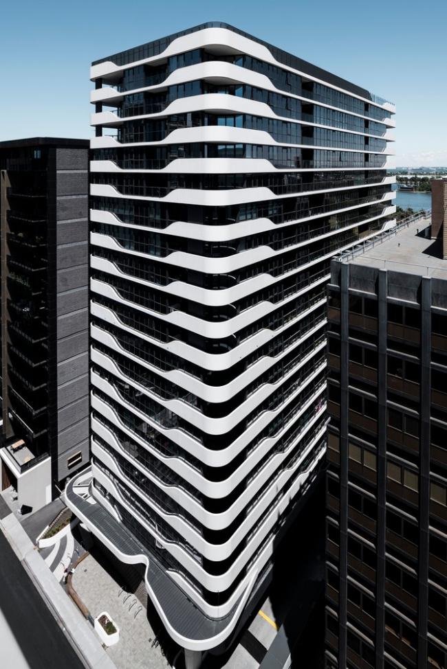 BIM建筑|圆润而不掉骨感的“王后之领”公寓楼