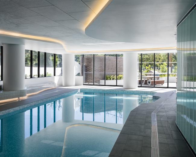 BIM建筑|圆润而不掉骨感的“王后之领”公寓楼