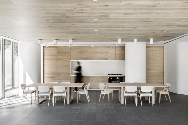 BIM建筑|圆润而不掉骨感的“王后之领”公寓楼